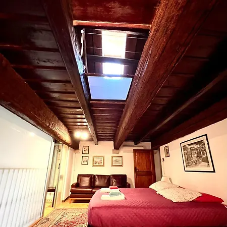 Saint Patrick-Guest House Del 1200-3